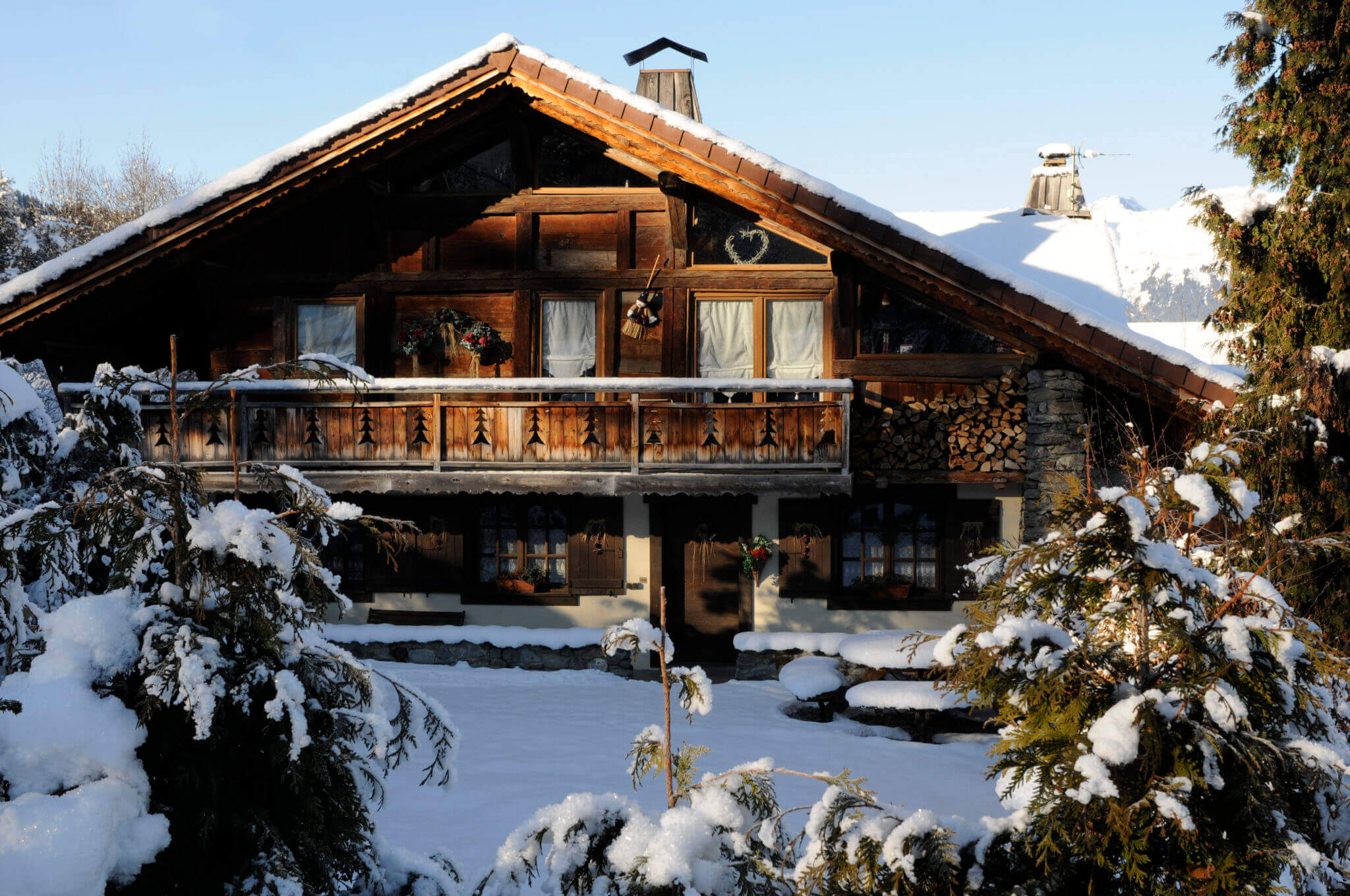 mtblanc1 3 e1528473060681 - Chalet Mont Blanc